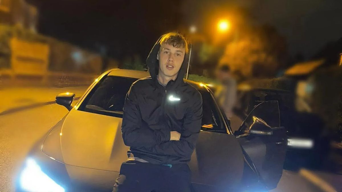 Supersporty za miliony? Tyto hvězdy Premier League jezdí s překvapivě obyčejnými auty